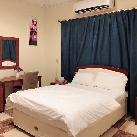 سرو للوحدات السكنية Hotel Al Namas Екстериор снимка
