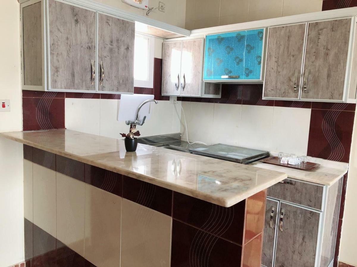 سرو للوحدات السكنية Hotel Al Namas Екстериор снимка