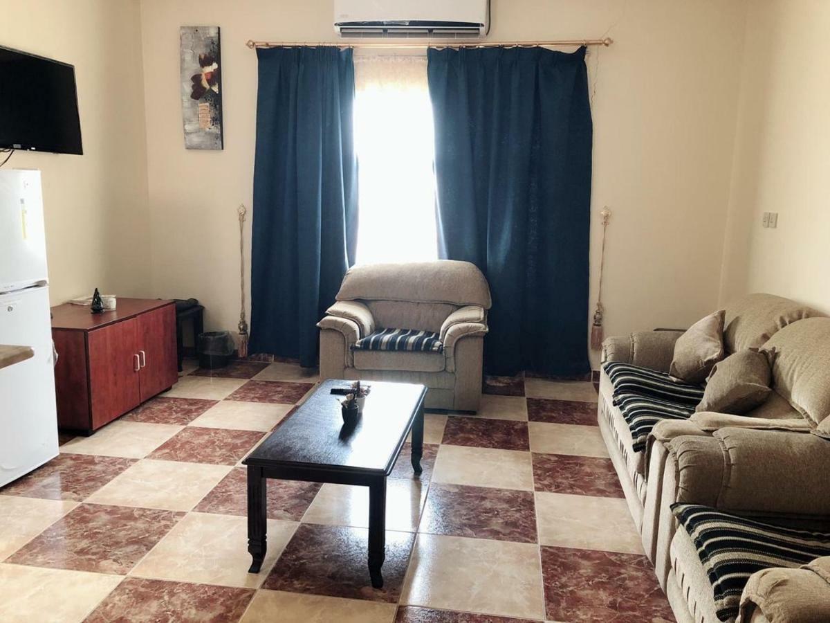 سرو للوحدات السكنية Hotel Al Namas Екстериор снимка