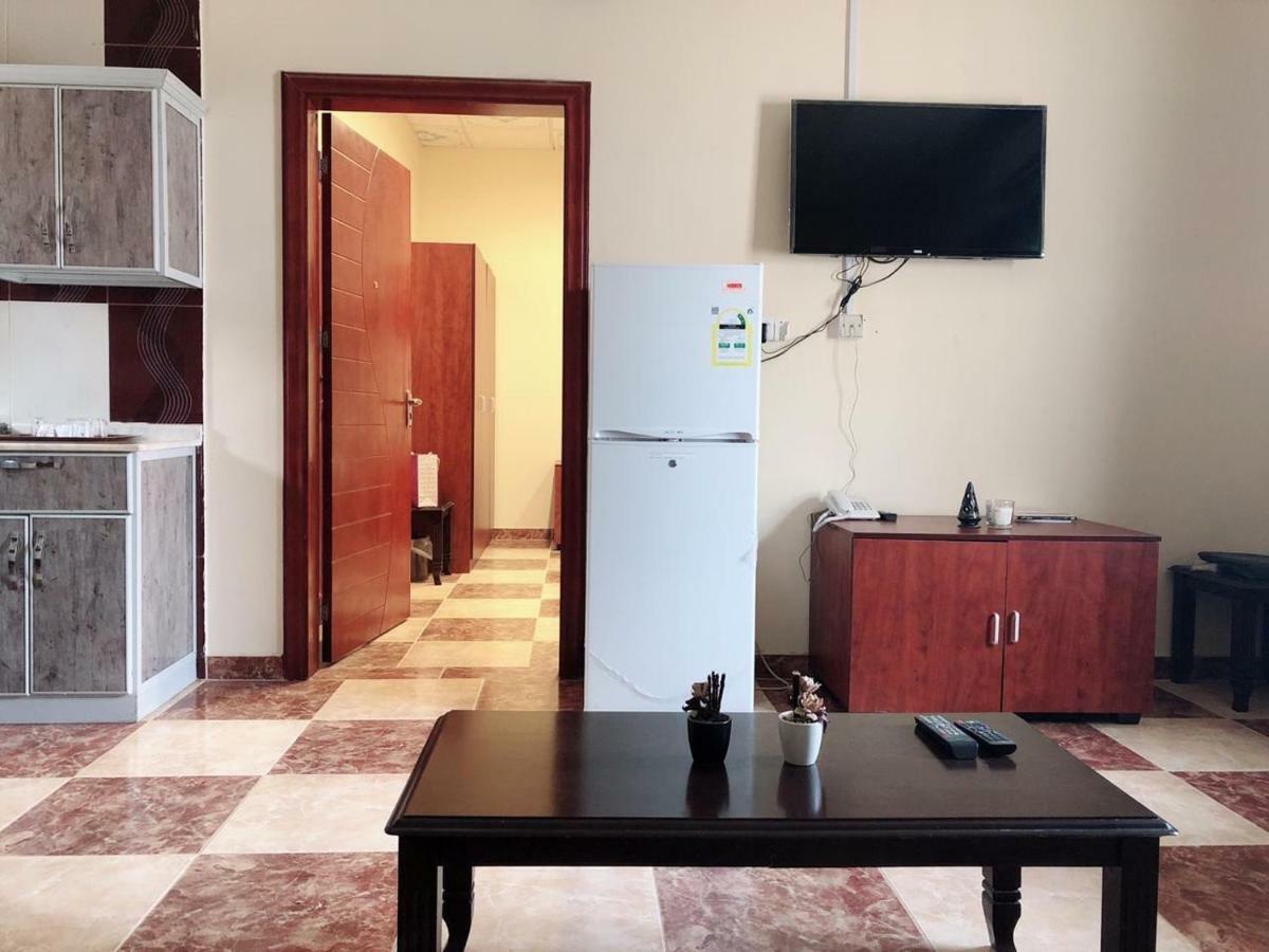 سرو للوحدات السكنية Hotel Al Namas Екстериор снимка